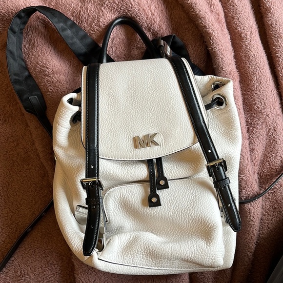 MK bag - Picture 1 of 3